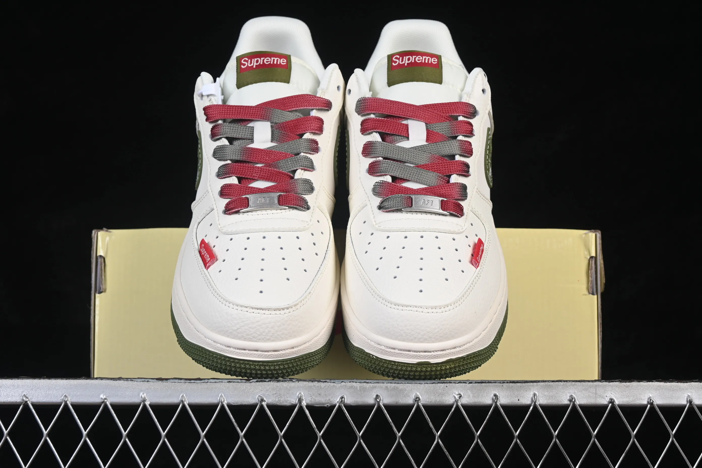 All categories Nk Air Force 1 Air Force series Nk Air Force 1 Low Air Force low-top Nike Air Force 1'07 Low joint beige woven label green hook Air Force 1 low-top casual sneakers QW5606-273